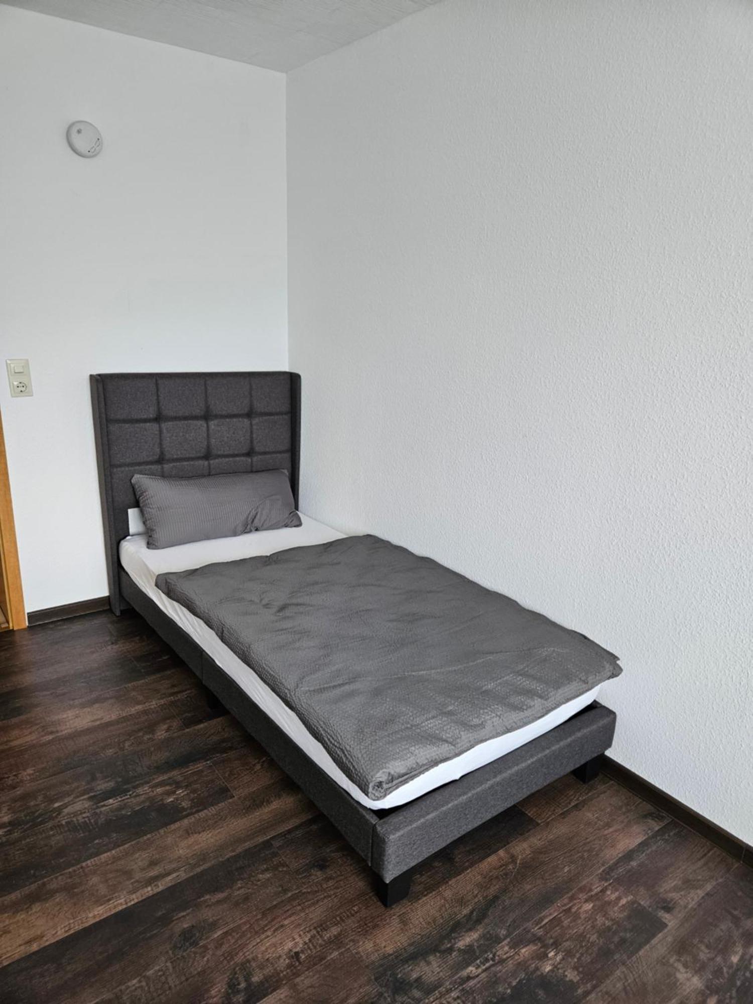 Grosse Ferienwohnung In Ruhiger Lage Mit Toller Aussicht In Triberg تيبرغ المظهر الخارجي الصورة